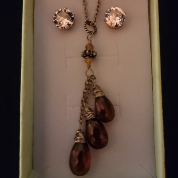 NECKLACE and earrings sets - Picture 15 of 16